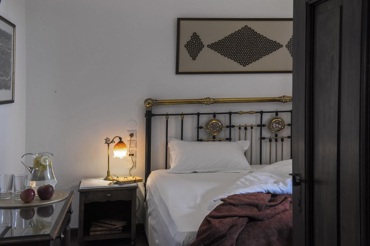 Arxontiko Mytilineou - Skretaion Bed and Breakfast Neochori  Eksteriør billede