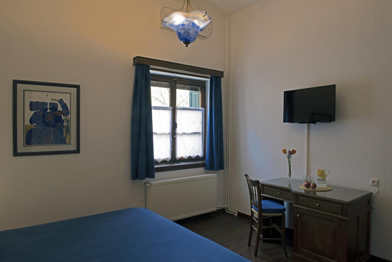 Arxontiko Mytilineou - Skretaion Bed and Breakfast Neochori  Eksteriør billede
