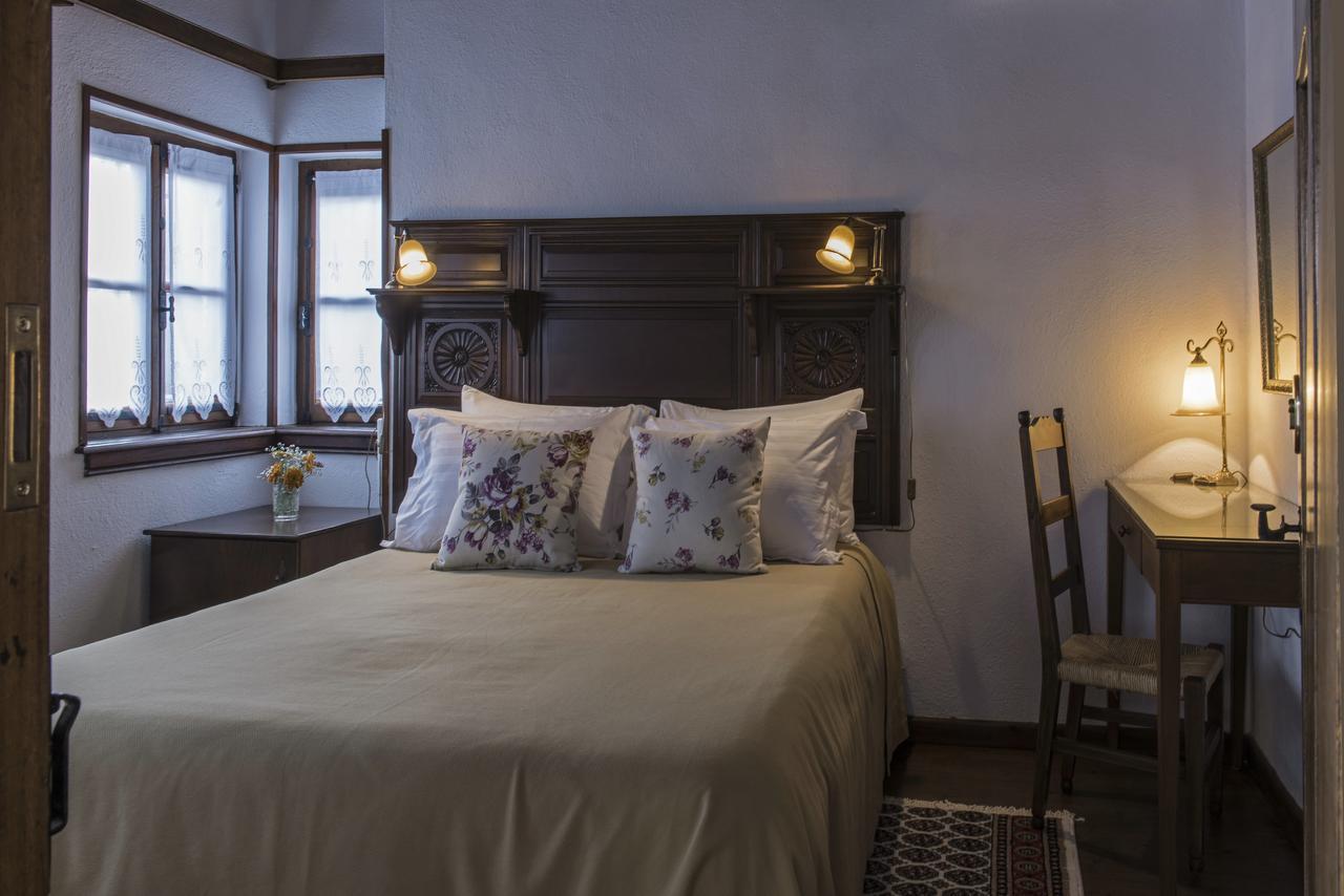 Arxontiko Mytilineou - Skretaion Bed and Breakfast Neochori  Eksteriør billede